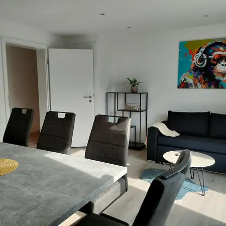 Modernes, Stilvolles 5 *